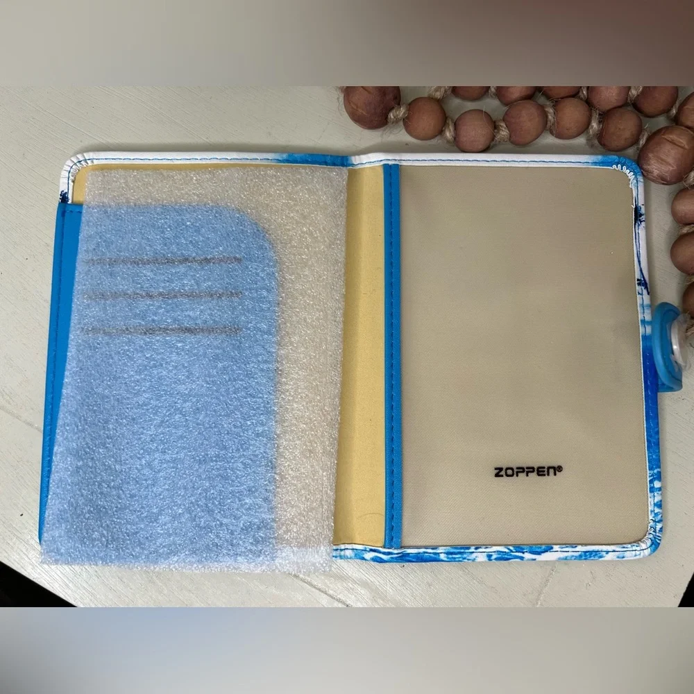 Brand New - ZOPPEN Passport Holder